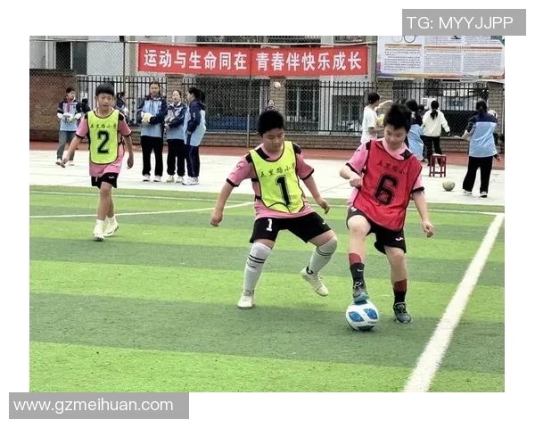 小学生六一足球比赛精彩直播全程回顾与精彩瞬间分享
